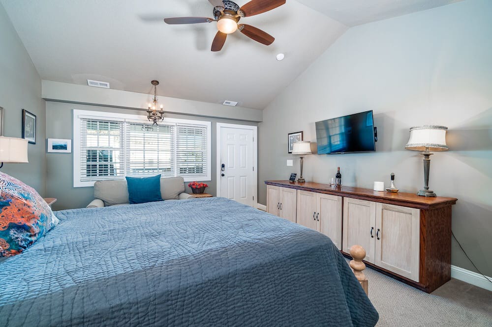 Photo of Bedroom in Swansboro