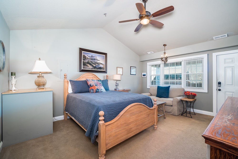 Photo of Bedroom in Swansboro