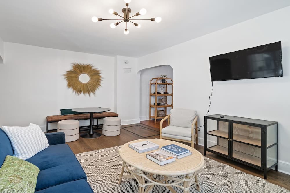 Photo of Livingroom in Plaza Midwood