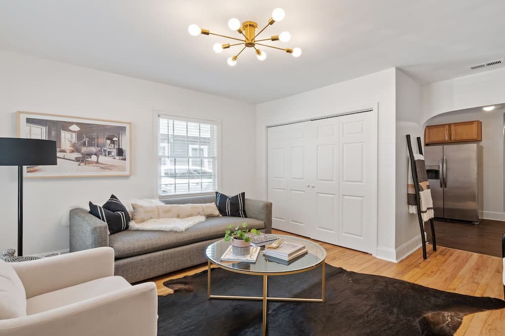 Photo of Livingroom in Plaza Midwood