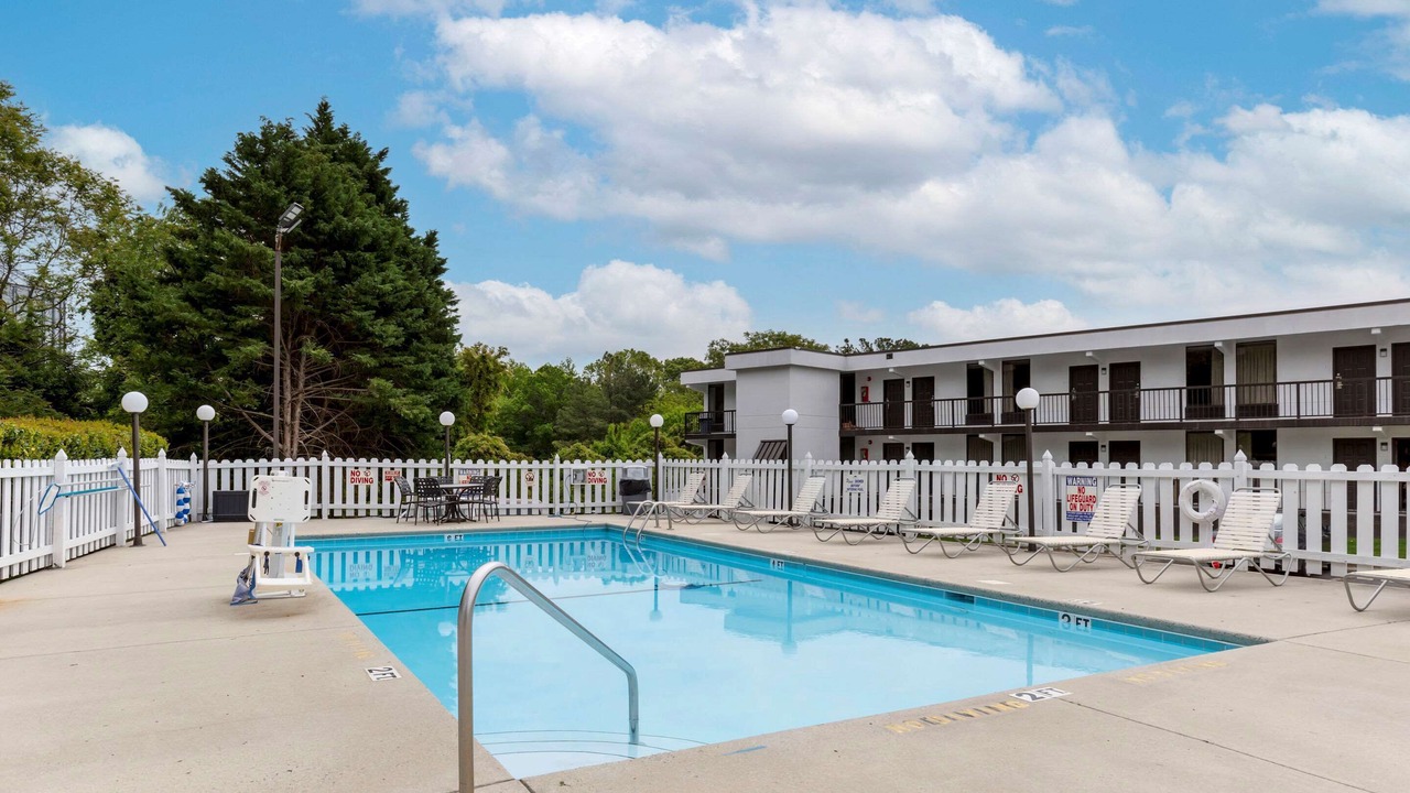 Photo of Outdoor in Roxboro