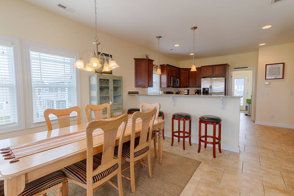 Photo of Kitchen in McCutcheon Field