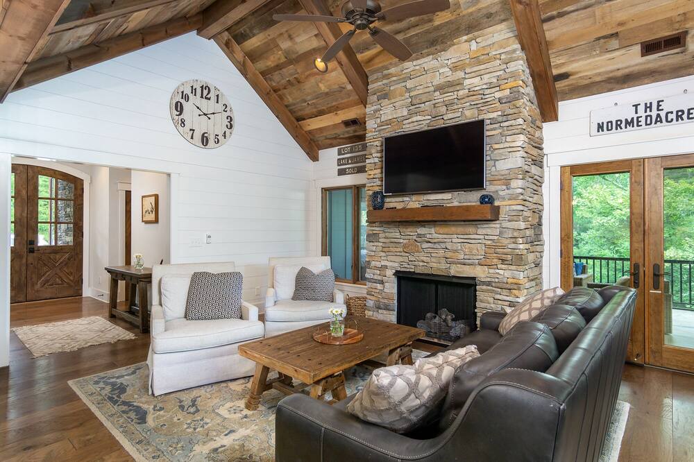 Photo of Livingroom in Nebo