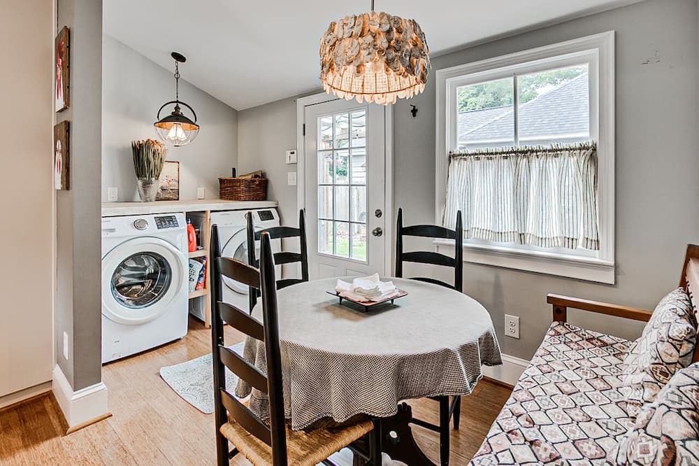 Photo of Kitchen in Old Irving Park