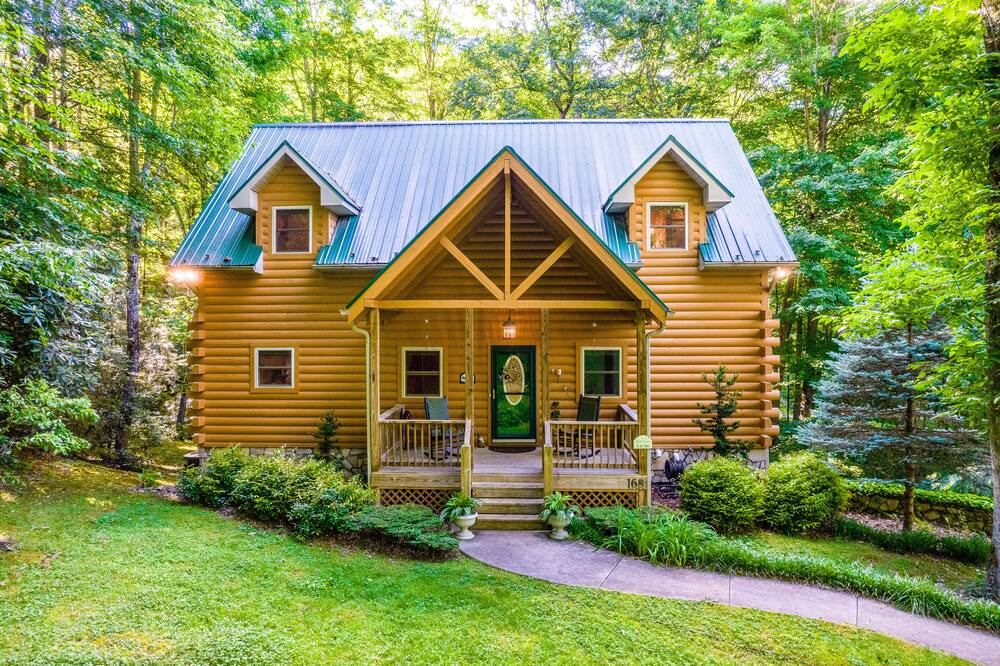 Photo of Others in Maggie Valley