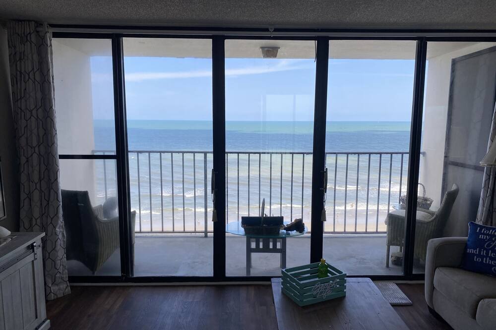 Photo of Bedroom in Wilmington Beach