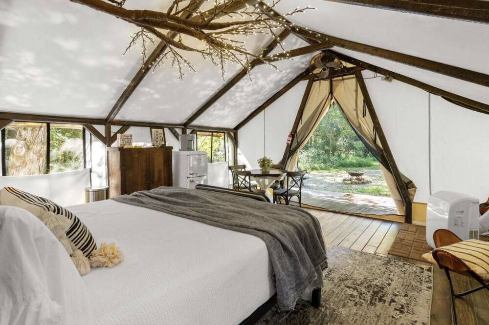 Photo of Bedroom in Greenbrier