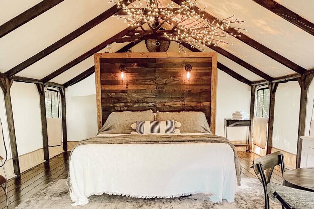 Photo of Bedroom in Greenbrier