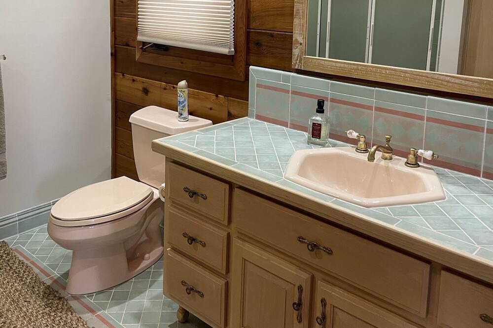 Photo of Bathroom in Andrews