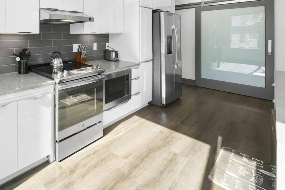 Photo of Kitchen in Second Ward