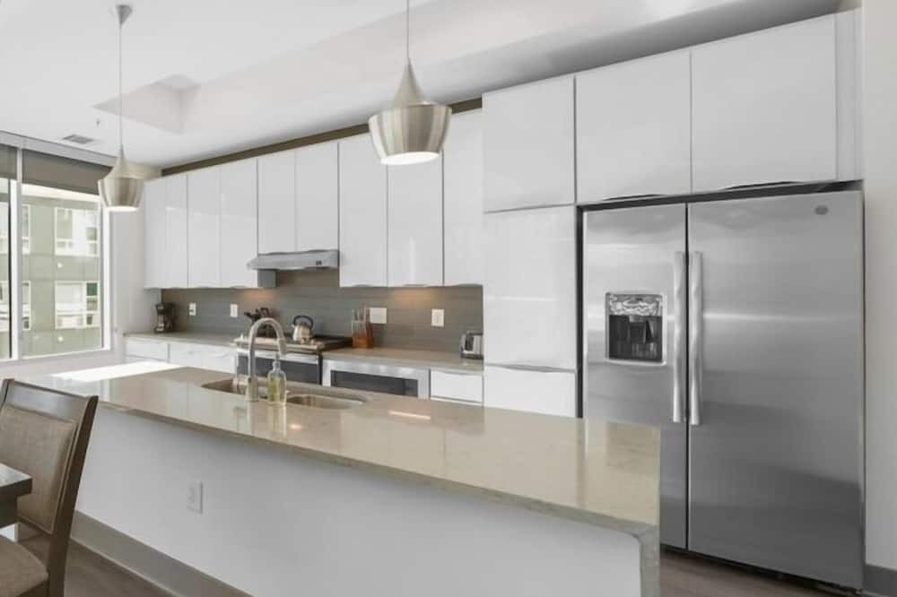 Photo of Kitchen in Second Ward