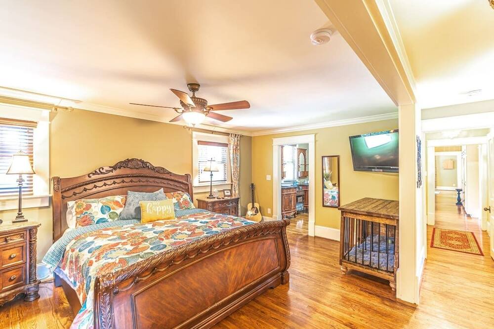 Photo of Bedroom in Terry Sanford
