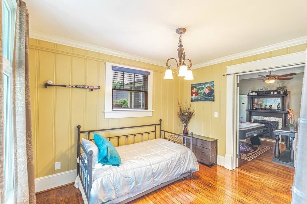 Photo of Bedroom in Terry Sanford