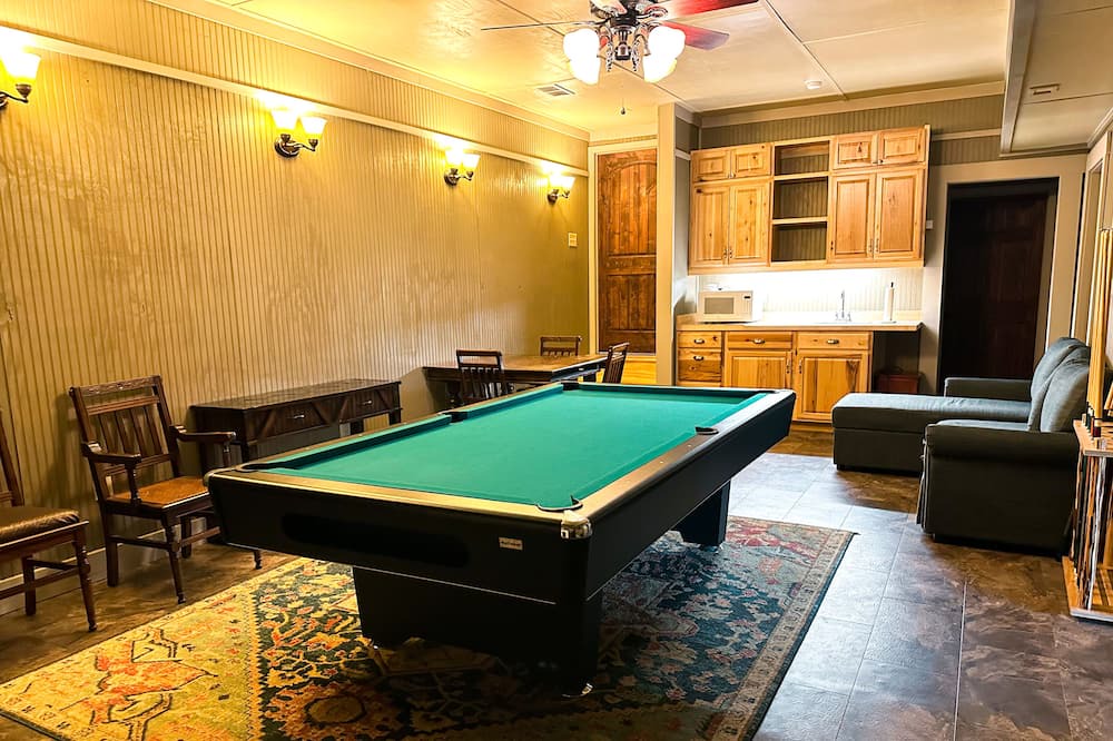 Photo of Bedroom in Frank
