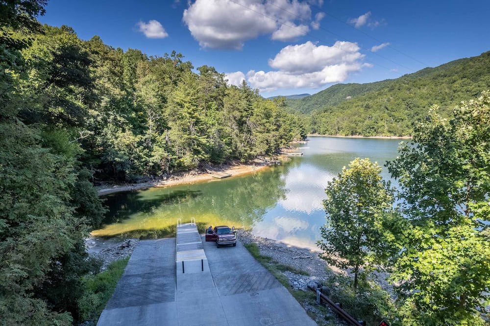 Photo of Others in Tuckasegee