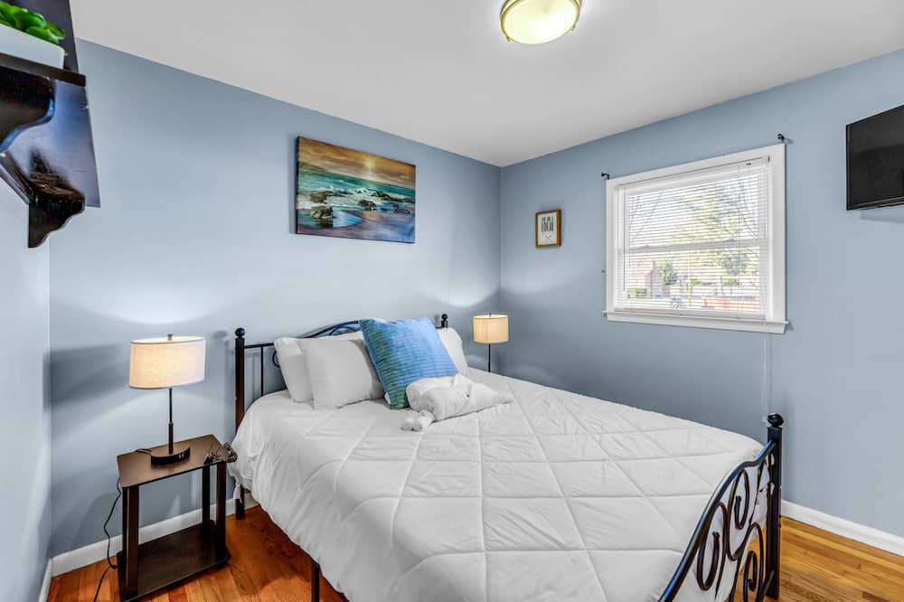 Photo of Bedroom in Greensboro