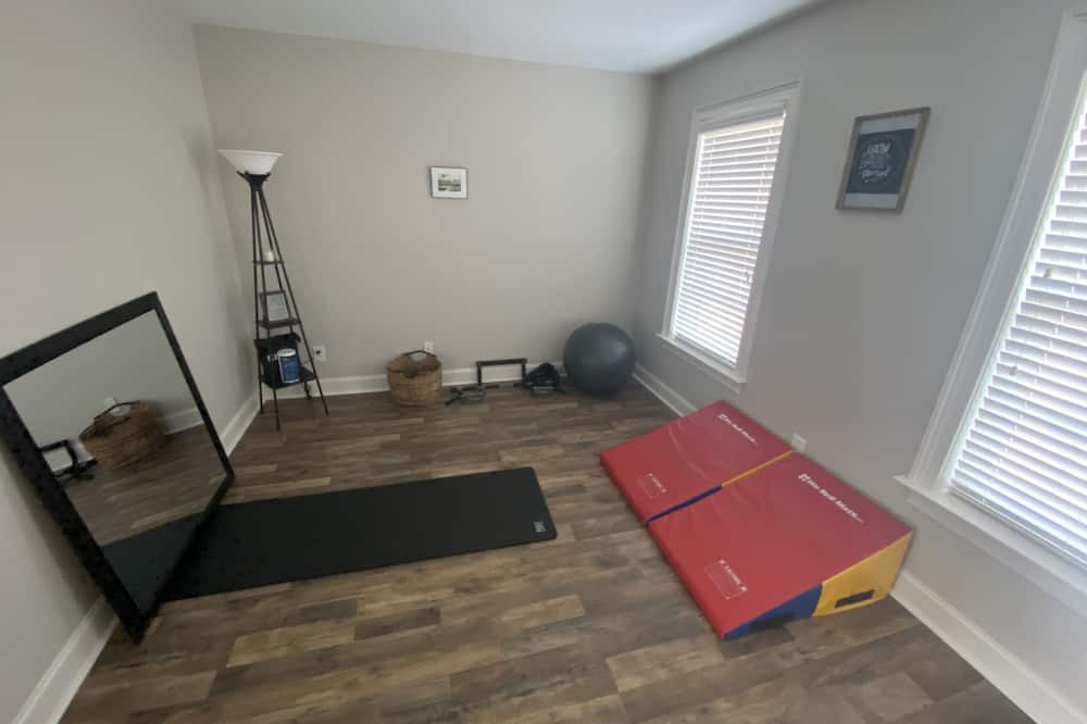 Photo of Bedroom in Cape Fear
