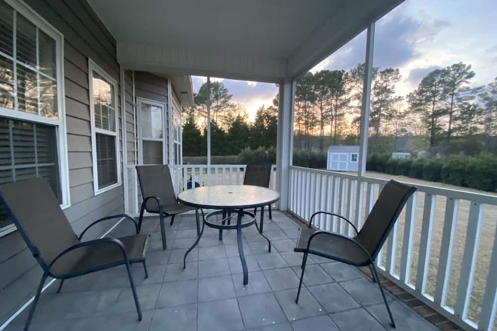Photo of Patio Balcony in Cape Fear