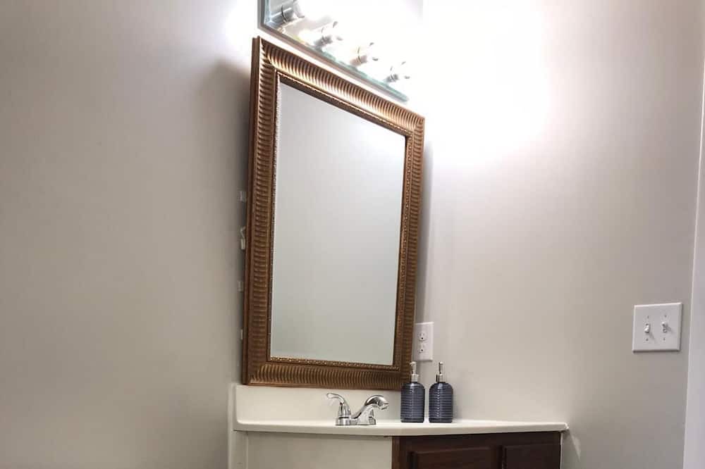 Photo of Bathroom in Mocksville