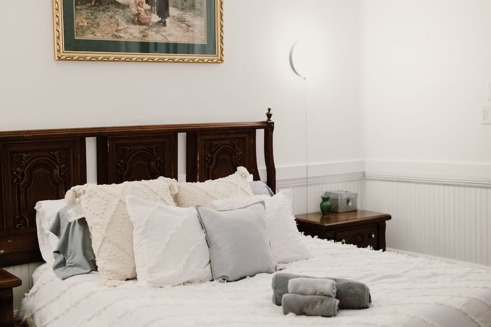 Photo of Bedroom in Monroe