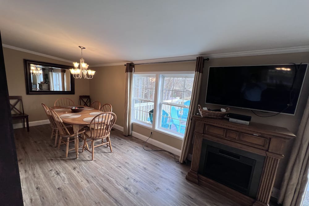 Photo of Bedroom in Lake Norman of Catawba