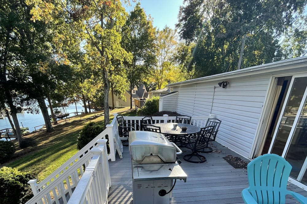 Photo of Patio Balcony in Lake Norman of Catawba