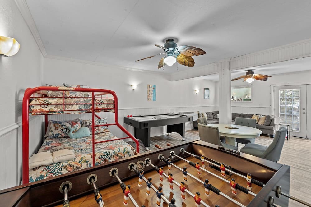 Photo of Bedroom in Colington Harbour