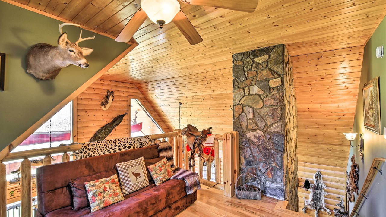 Photo of Livingroom in Piney Creek