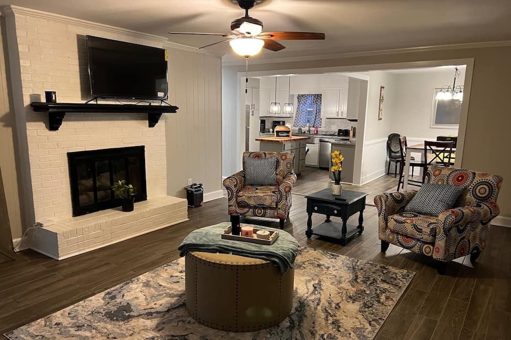 Photo of Livingroom in Wilson