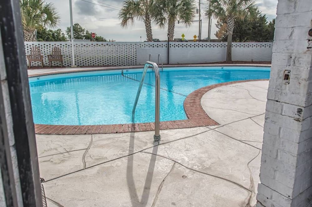 Photo of Outdoor in Airlie