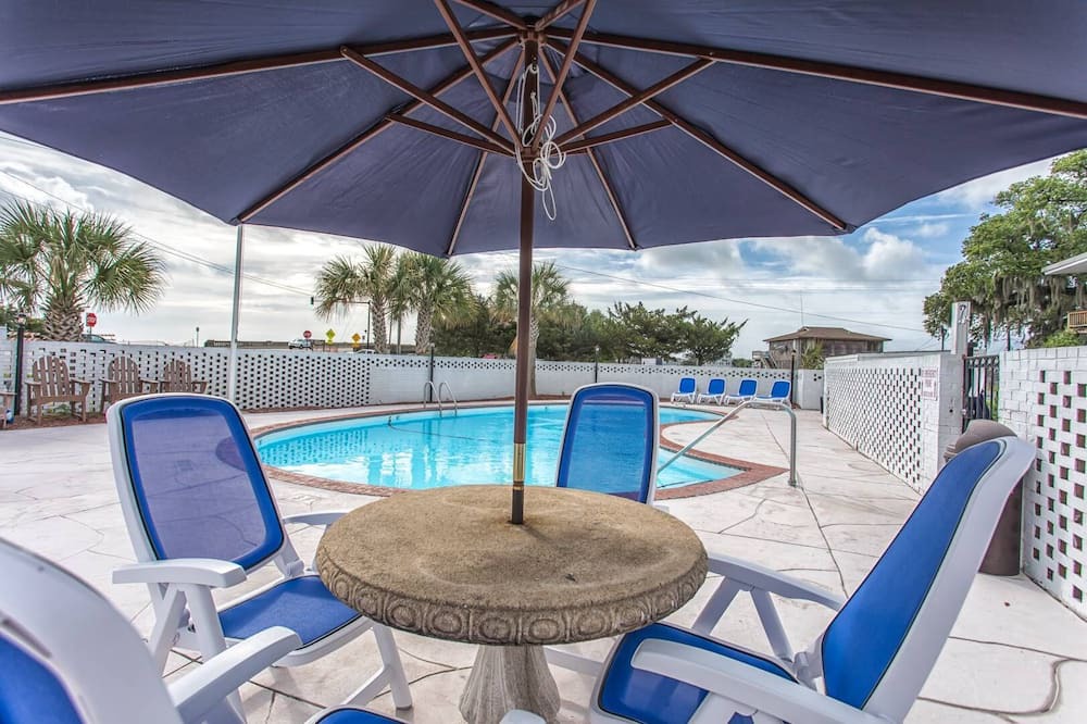 Photo of Outdoor in Airlie