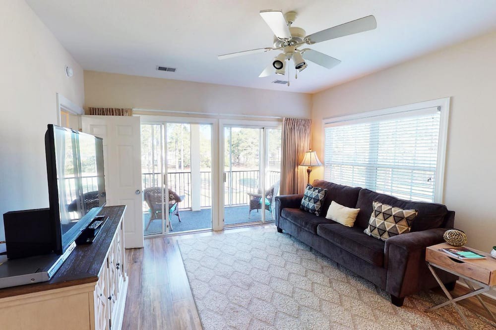 Photo of Livingroom in Sea Trail