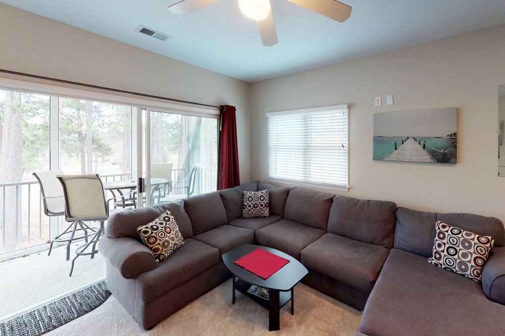 Photo of Livingroom in Sea Trail
