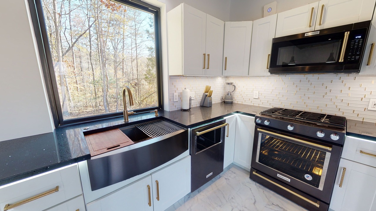 Photo of Kitchen in Dixie - Berryhill