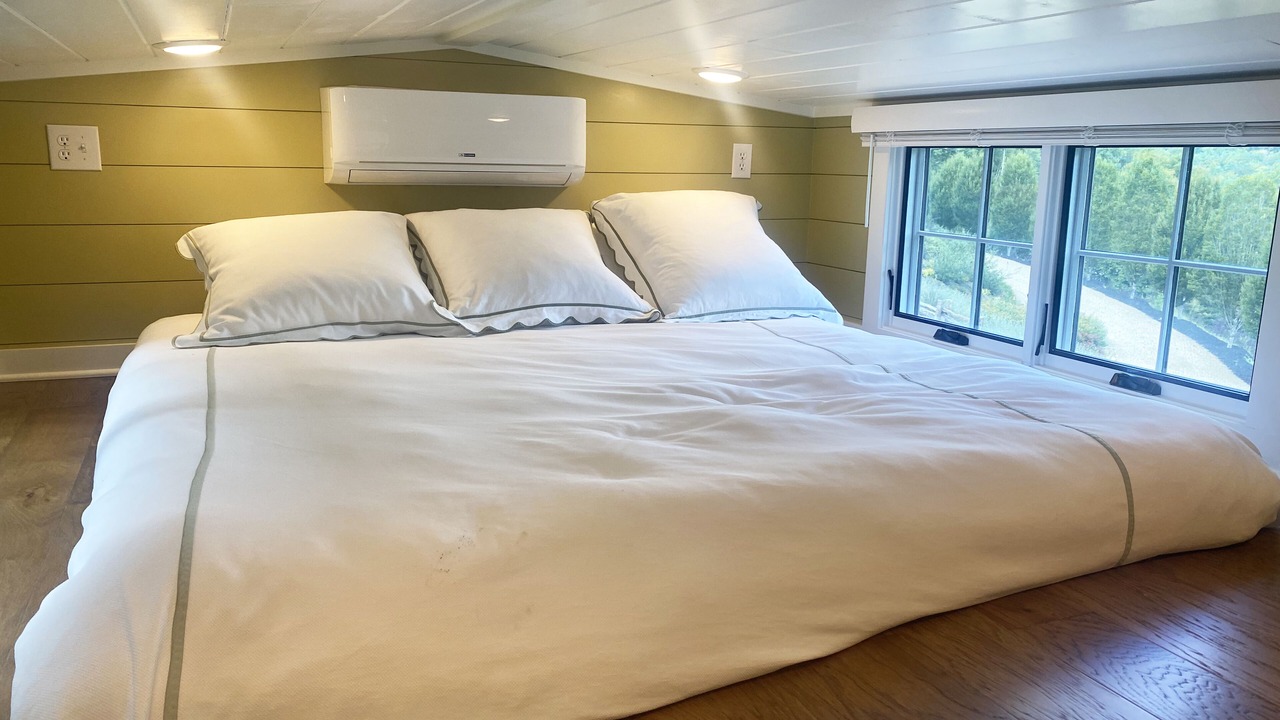Photo of Bedroom in Tuckasegee