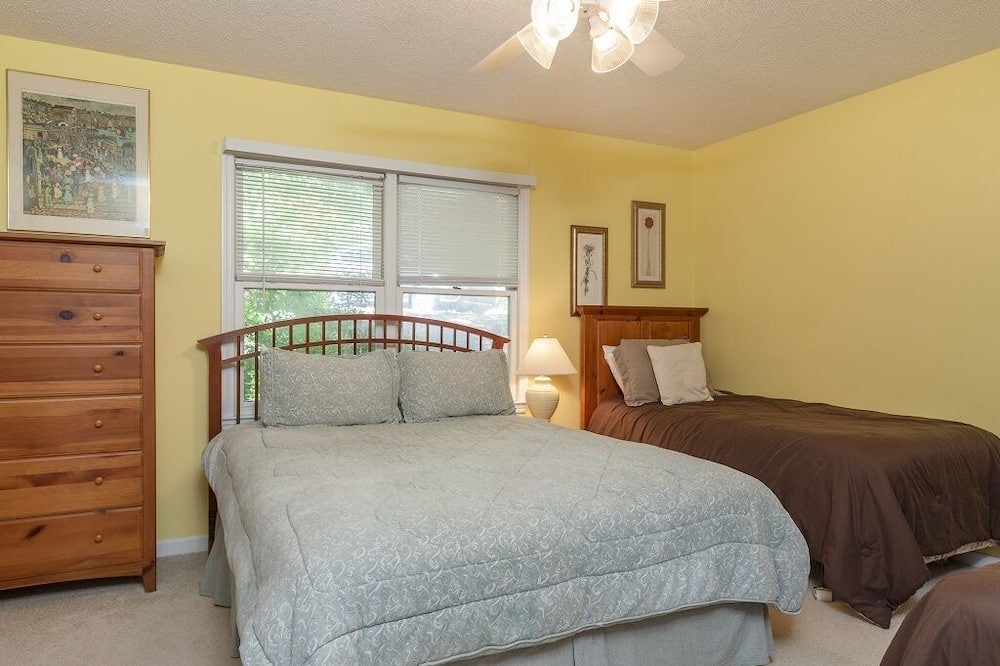 Photo of Bedroom in Lake Lure