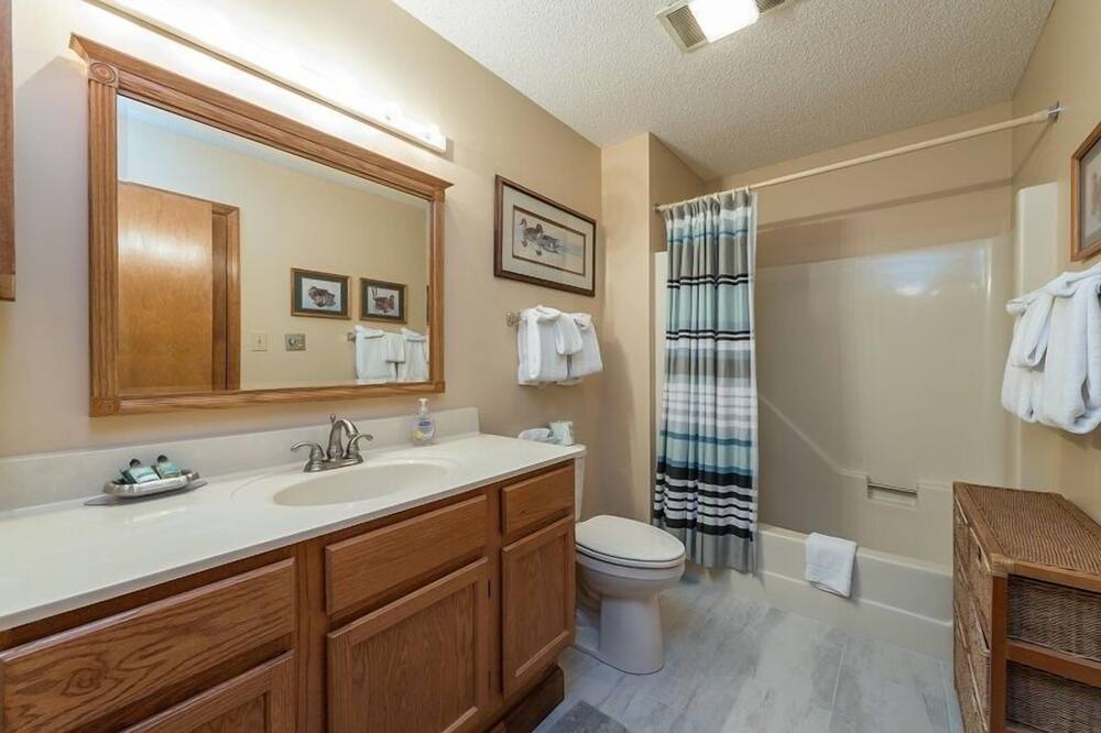 Photo of Bathroom in Lake Lure