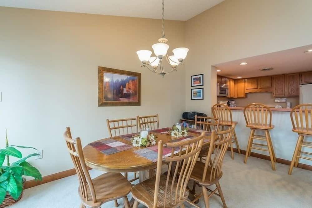 Photo of Livingroom in Lake Lure