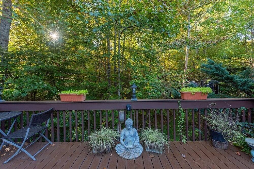 Photo of Patio Balcony in Lake Lure