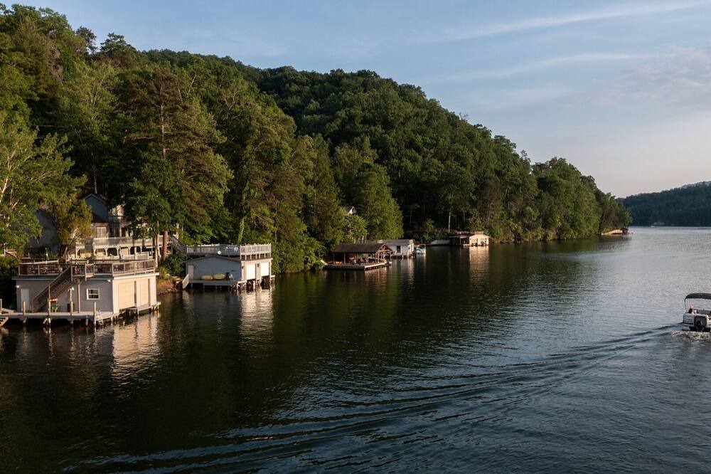 Photo of Others in Lake Lure