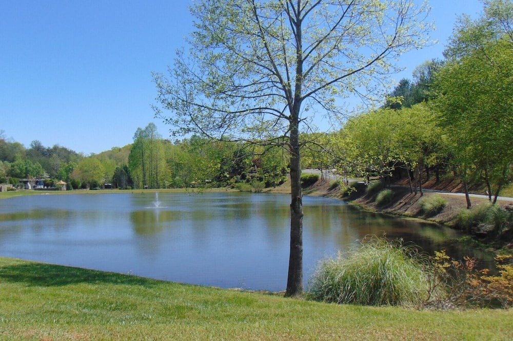 Photo of Outdoor in Lake Lure