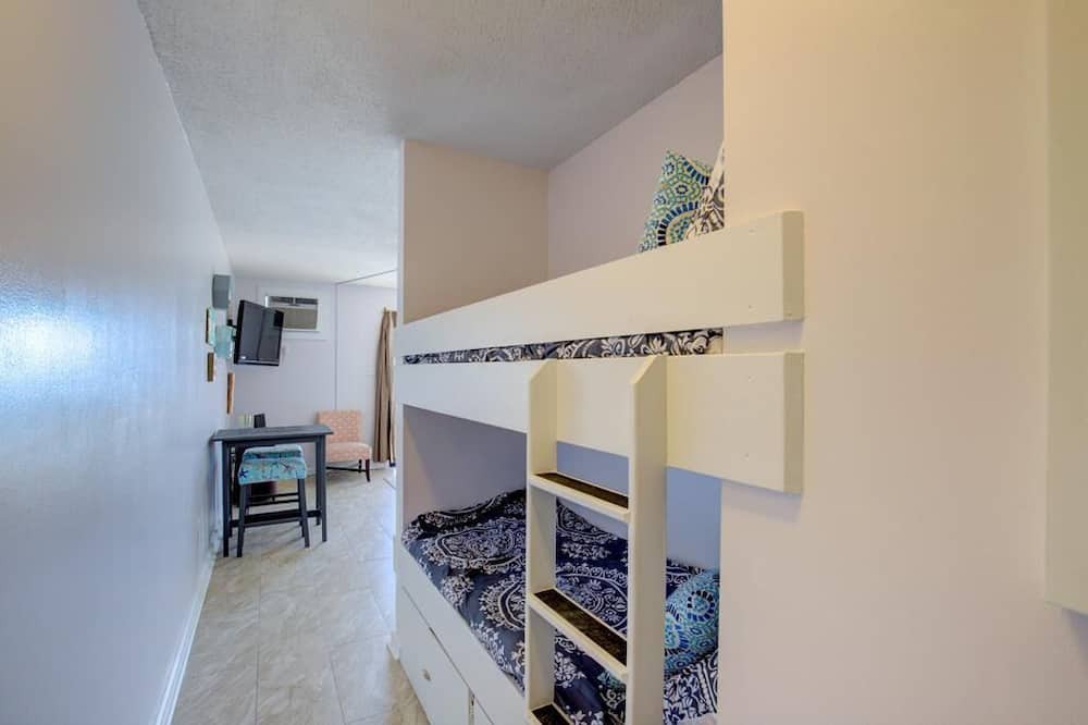 Photo of Bedroom in Sneads Ferry