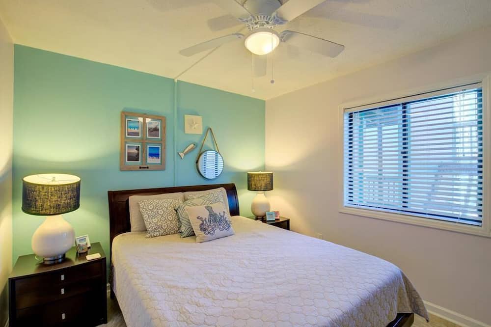 Photo of Bedroom in Sneads Ferry
