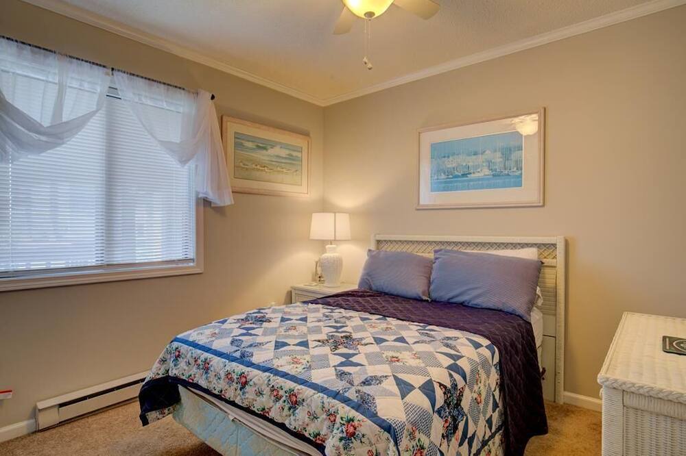 Photo of Bedroom in Sneads Ferry