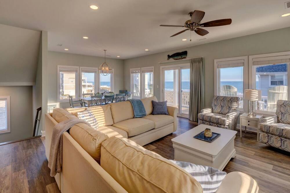 Photo of Livingroom in Village of Stump Sound