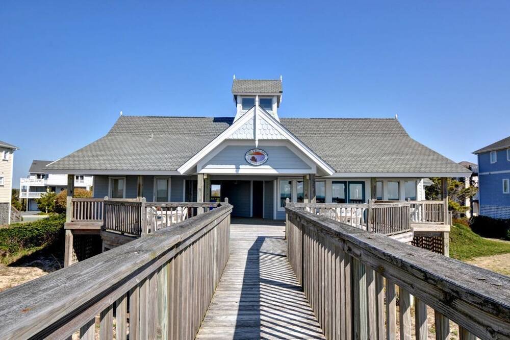 Photo of Outdoor in Village of Stump Sound