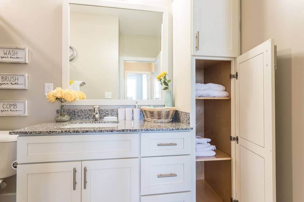Photo of Bedroom in Northeast Raleigh