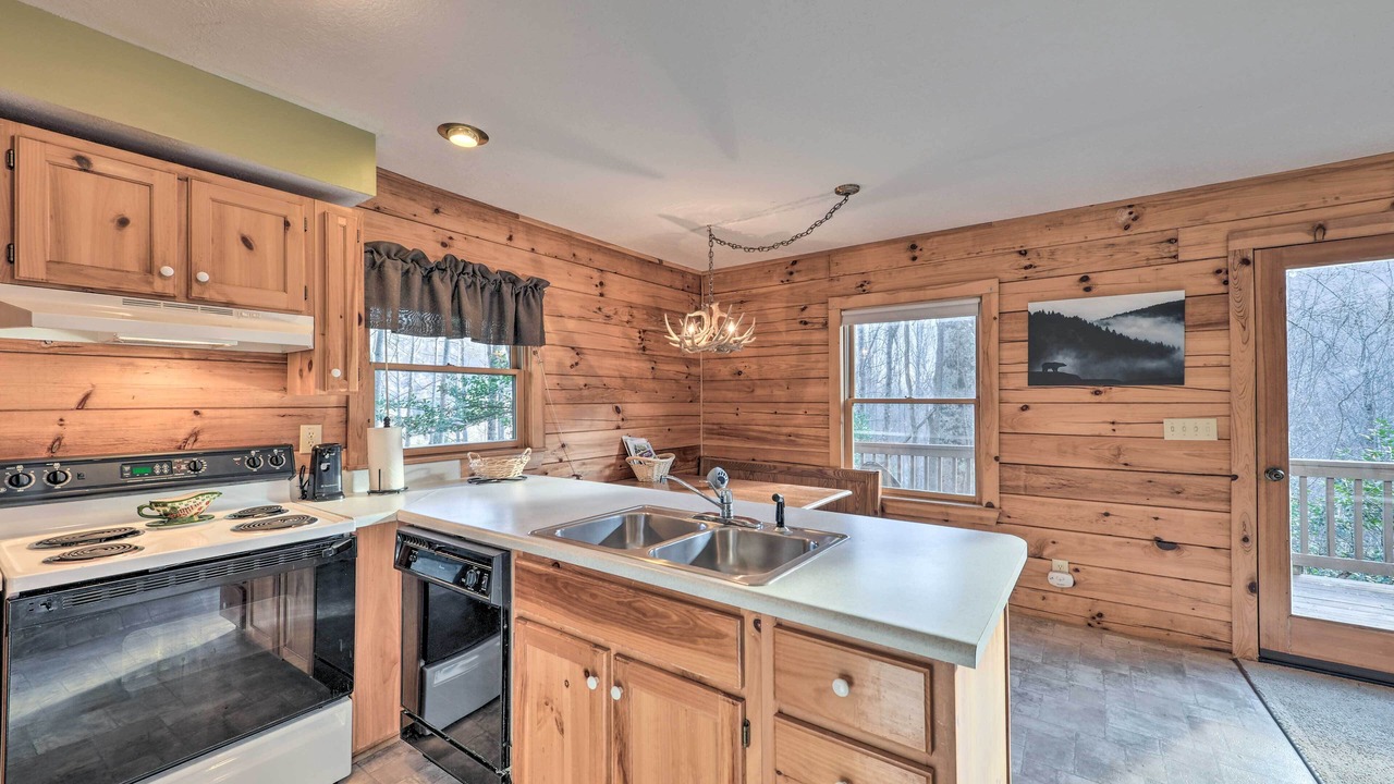 Photo of Kitchen in Valley Creek Run
