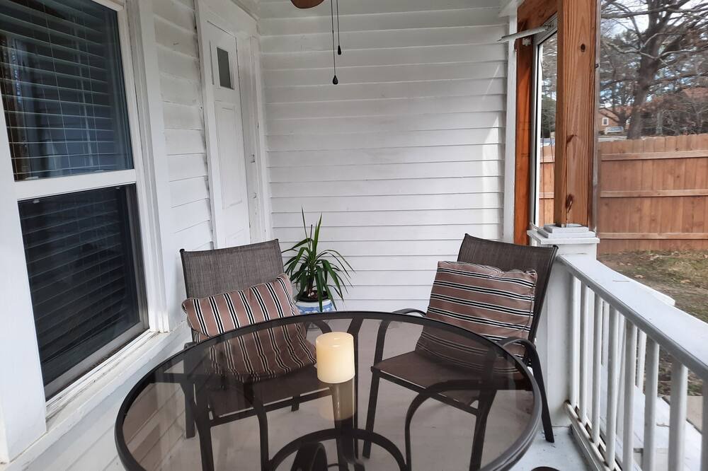 Photo of Patio Balcony in Southwest Raleigh
