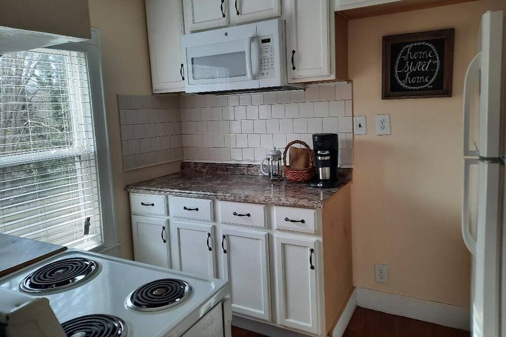 Photo of Kitchen in Southwest Raleigh
